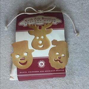 Williams Sonoma North Pole Breakfast Pancake Molds